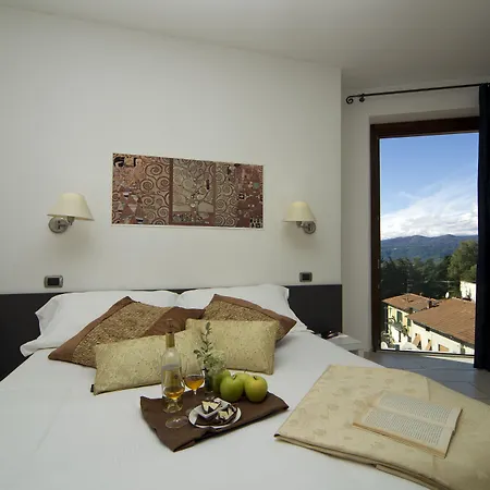 La Hotel 3*